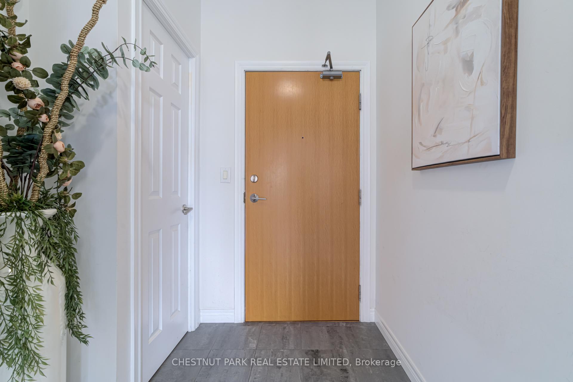 2 Bedrooms Condo at 736 Spadina, Toronto For sale