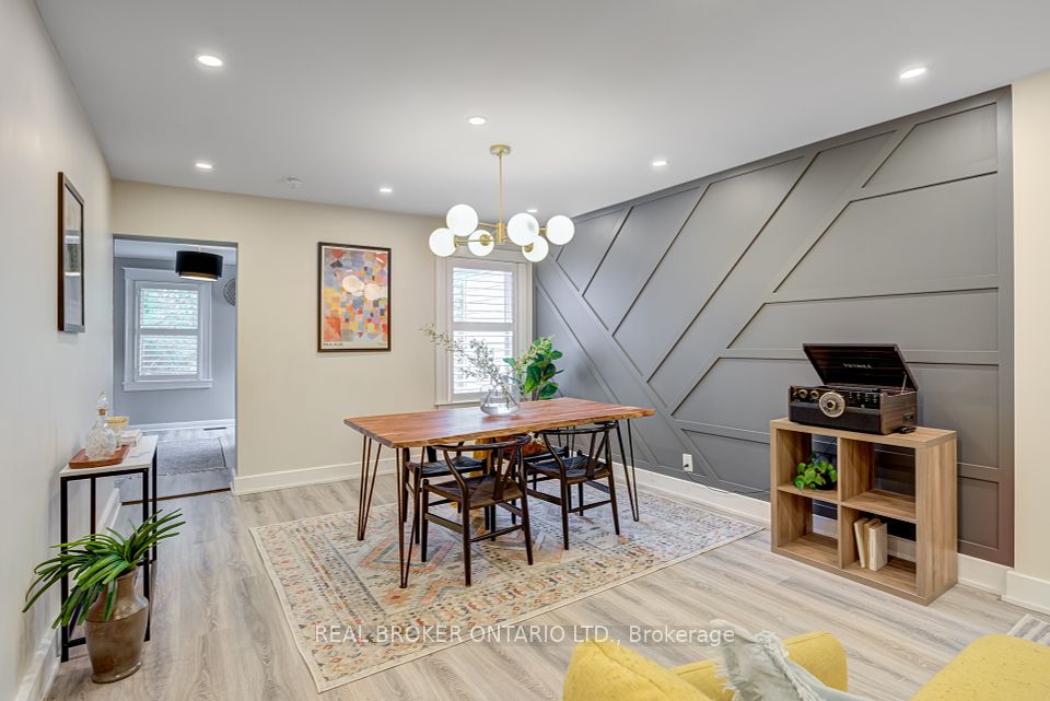 39 East Bend Avenue, Hamilton, ON L8M 3E4