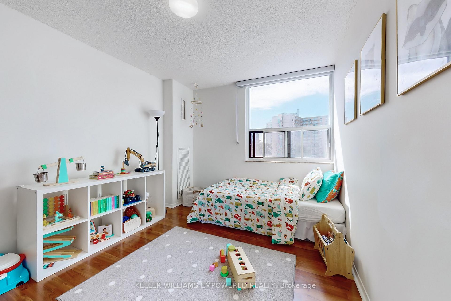 2 Bedrooms Condo at 4060 Lawrence, Toronto For sale