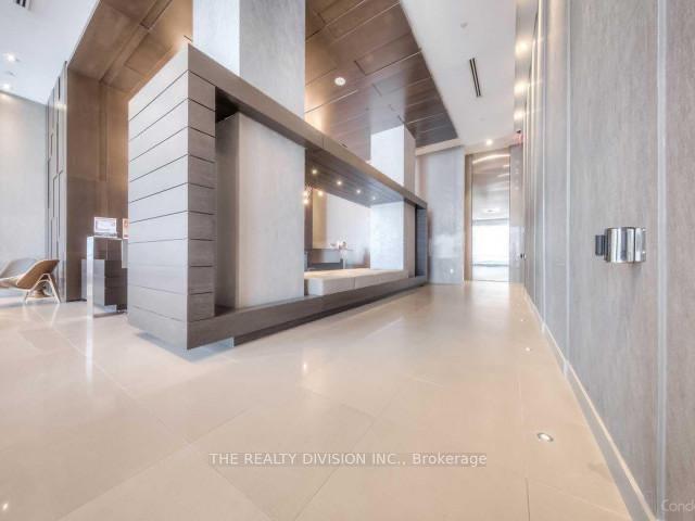 2 Bedrooms Condo at 55 Regent Park, Toronto For sale