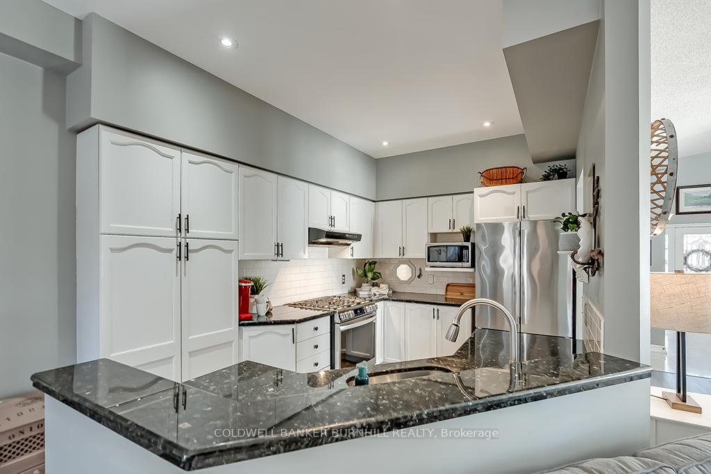 3 Bedrooms Condo at 1375 STEPHENSON,  Burlington For sale