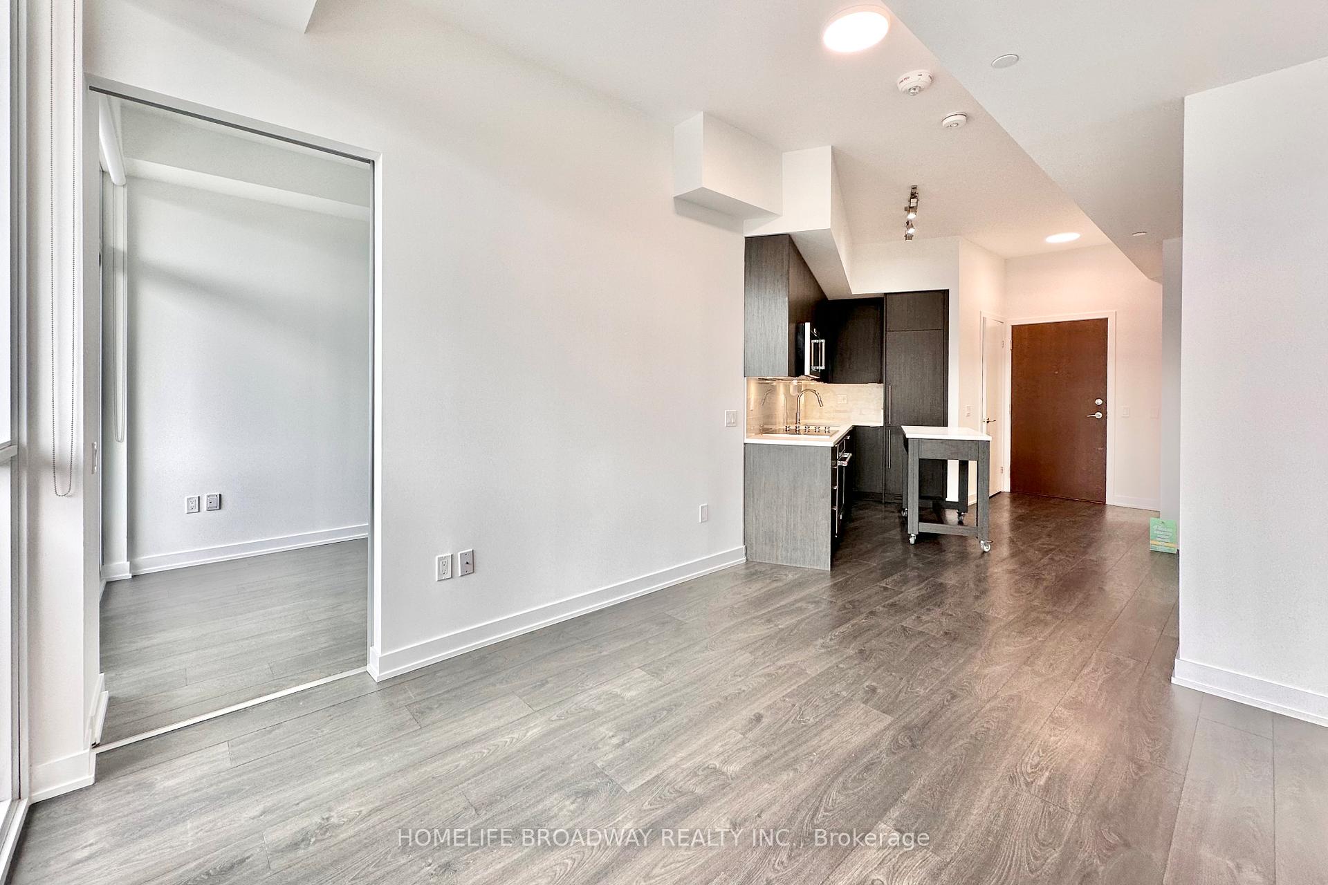 2 Bedrooms Condo at 38 Iannuzzi,  Toronto For sale