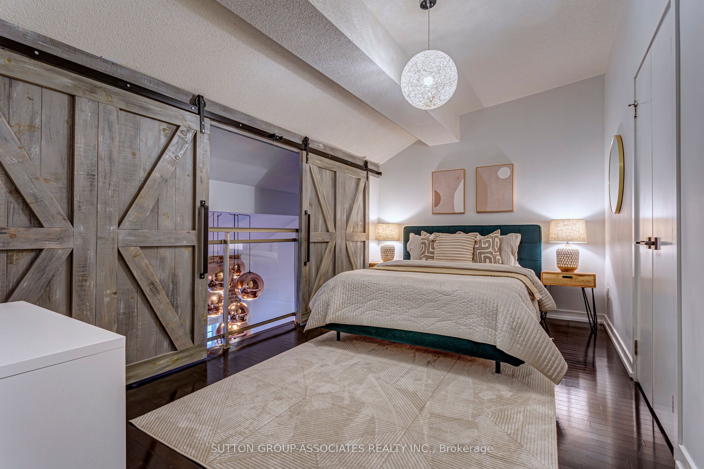1100 Lansdowne Avenue, #333