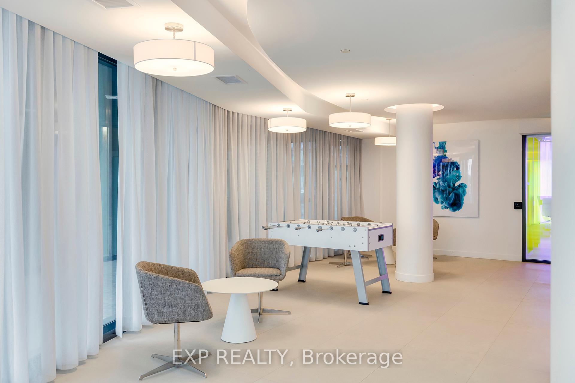 1 Bedroom Condo at 3200 Dakota, Burlington For sale