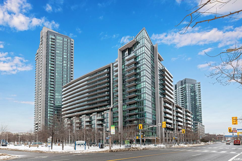 209 Fort York Boulevard