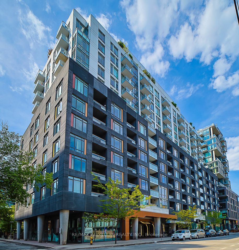 525 Adelaide