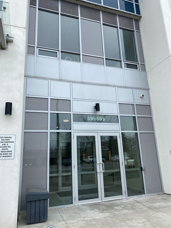 595 Sheppard