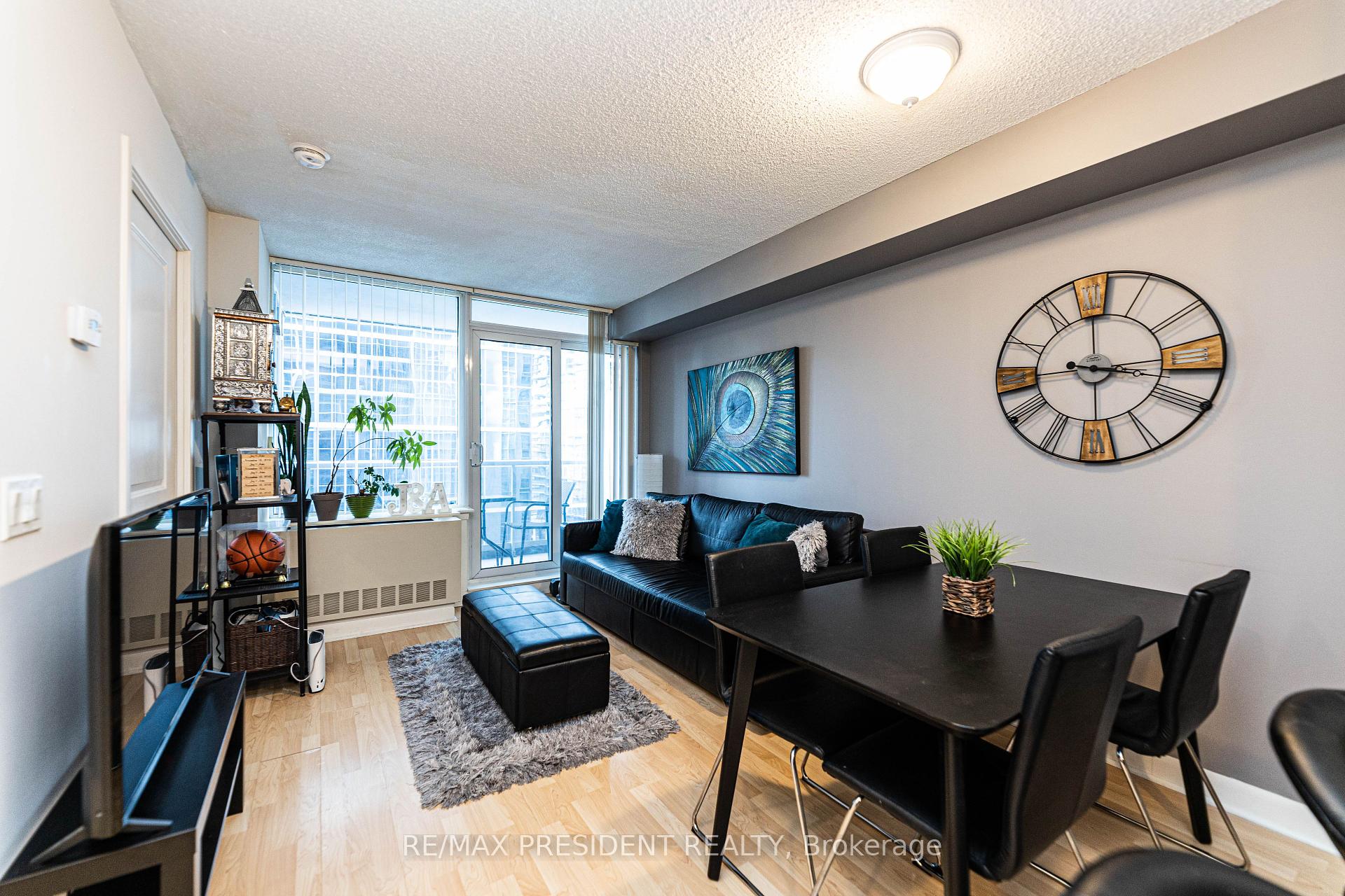 1 Bedroom Condo at 4978 Yonge, Toronto For sale