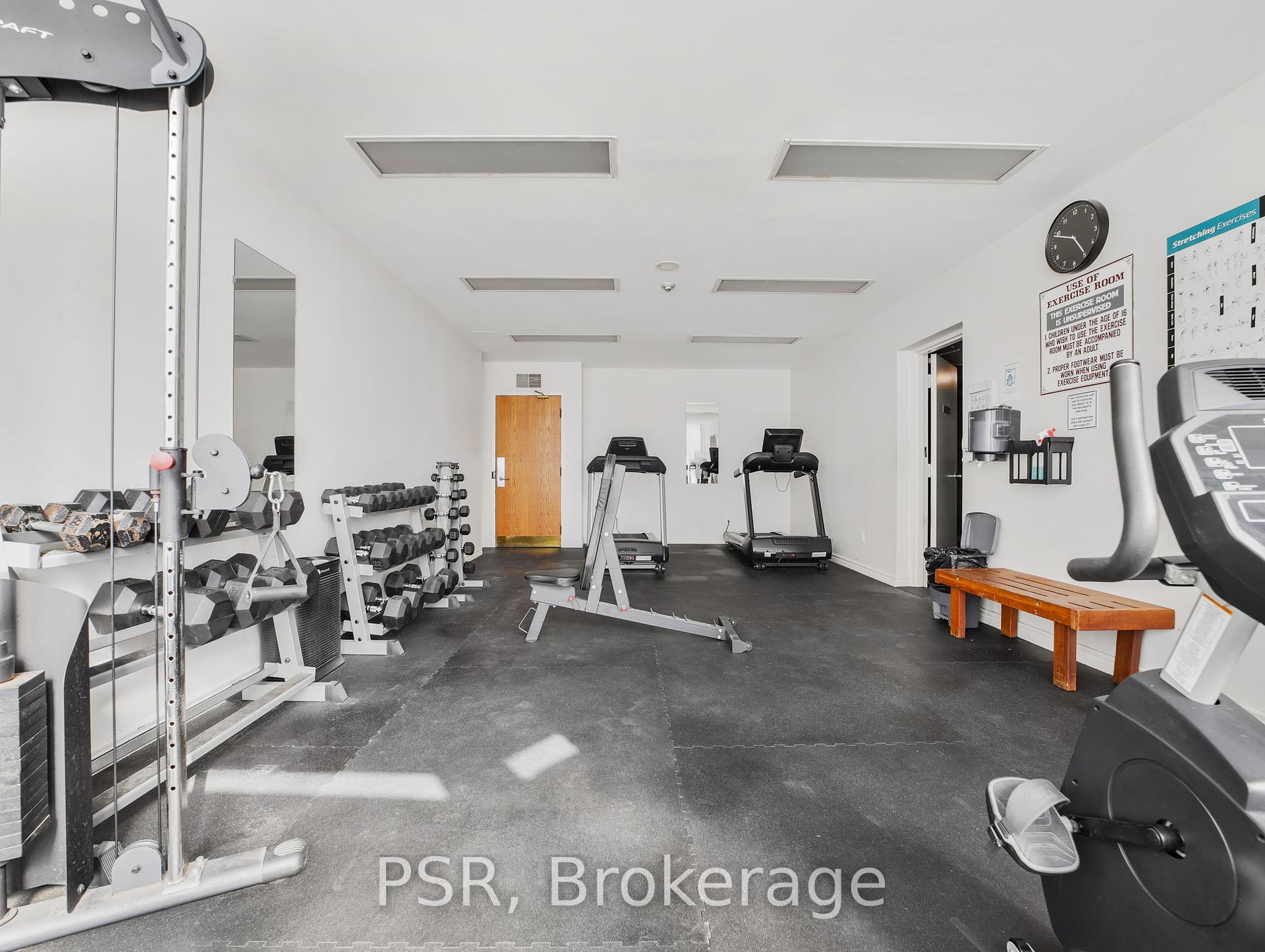 2 Bedrooms Condo at 67 Caroline,  Hamilton For sale