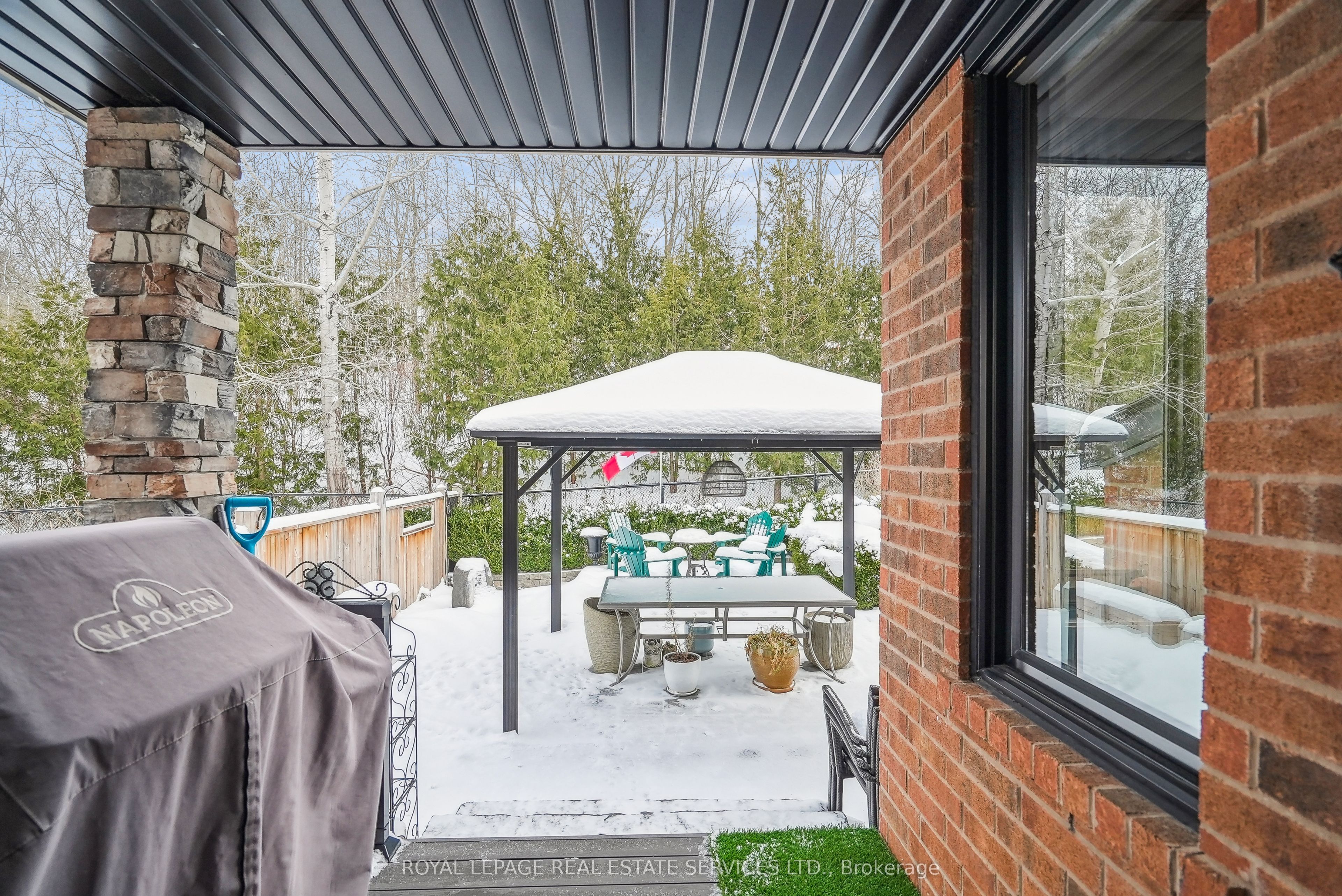 16 Arborglen Drive