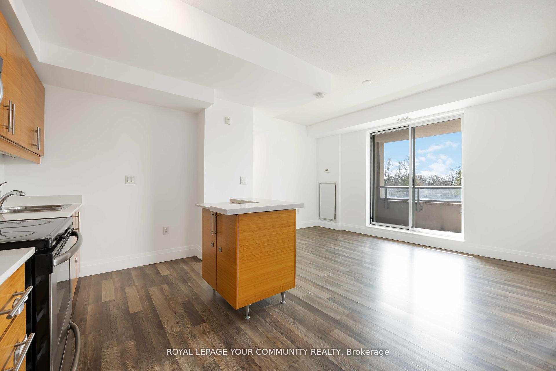 3 Bedrooms Condo at 222 Finch, Toronto For sale