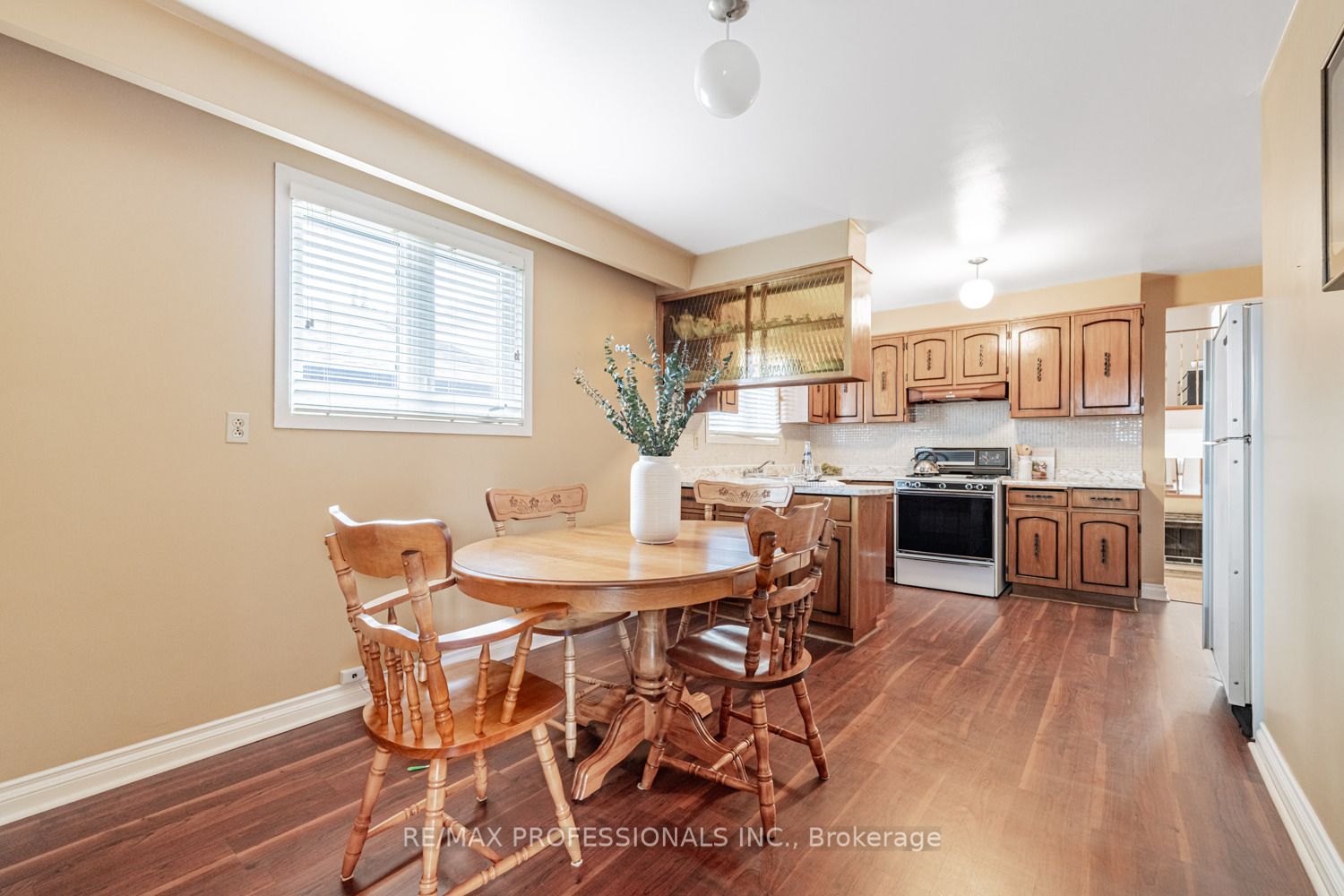 85 Blossom Crescent