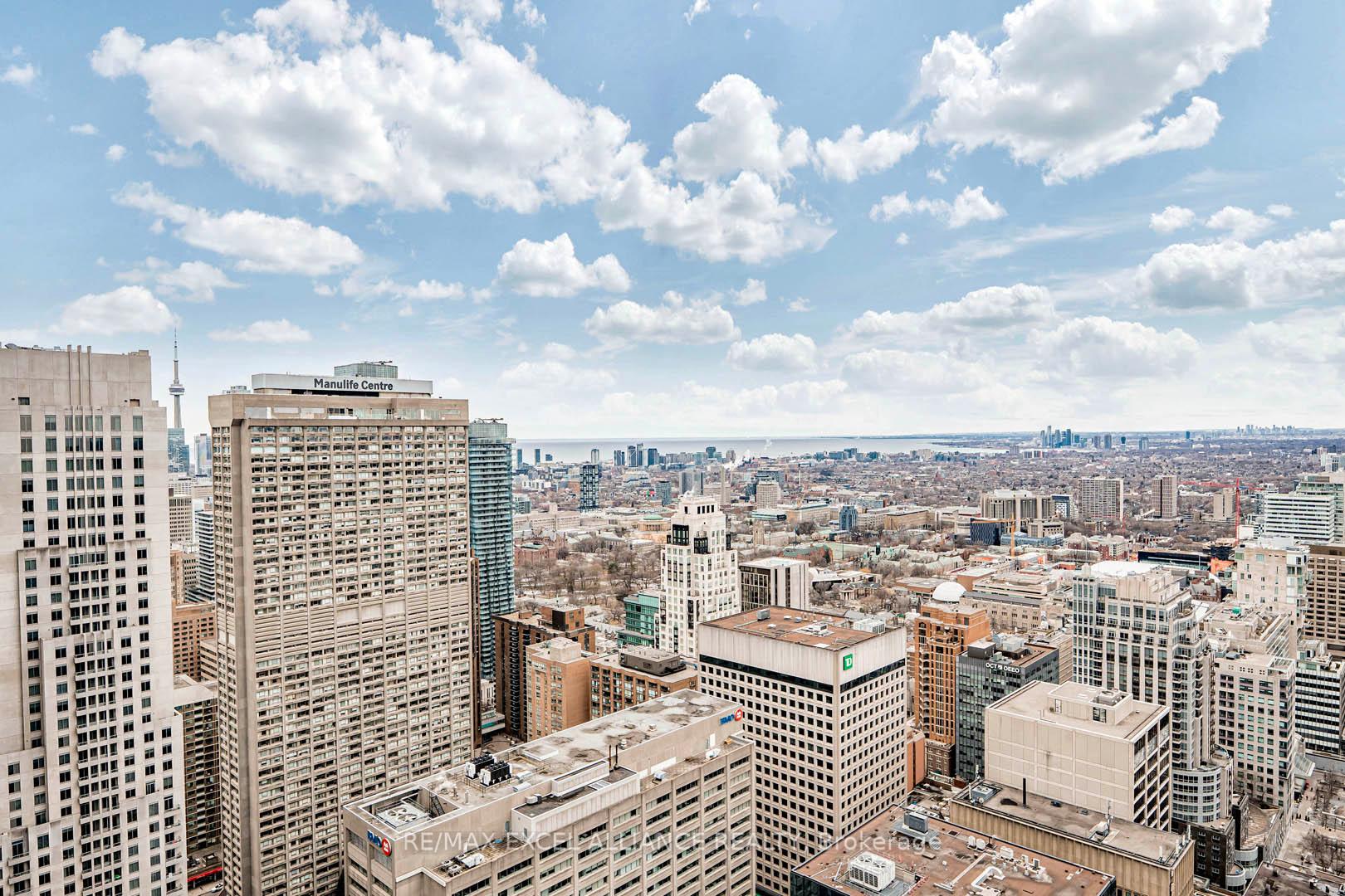 2 Bedrooms Condo at 8 Cumberland,  Toronto For sale