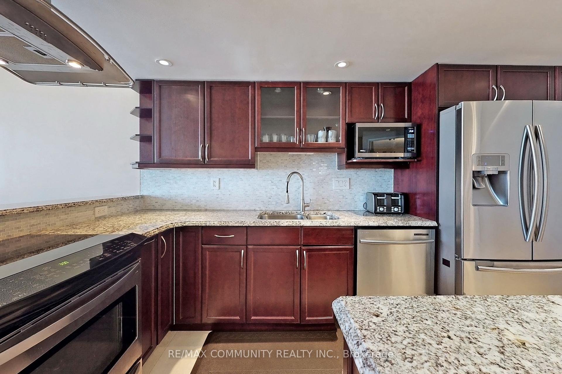 2 Bedrooms Condo at 2330 Bridletowne, Toronto For sale
