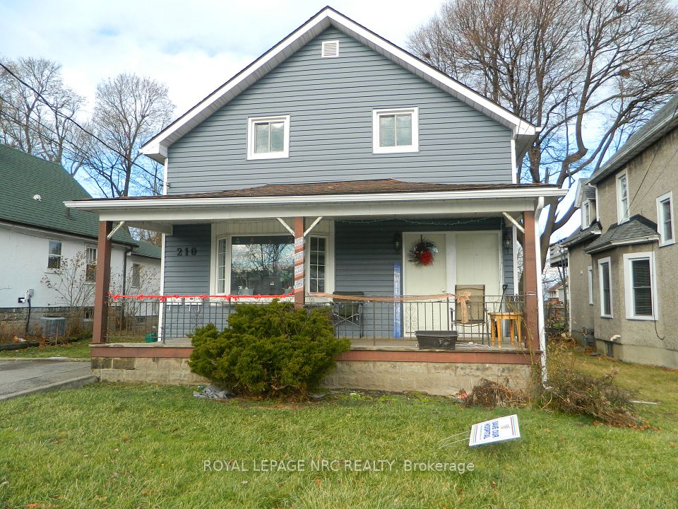 210 Phipps