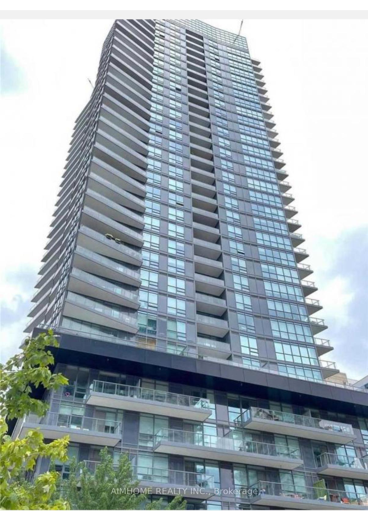 2 Bedrooms Condo at 30 Roehampton, Toronto For sale