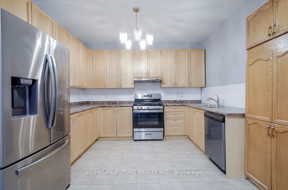 #Main A - 20 Florence Drive, Whitby, ON L1R 0K2