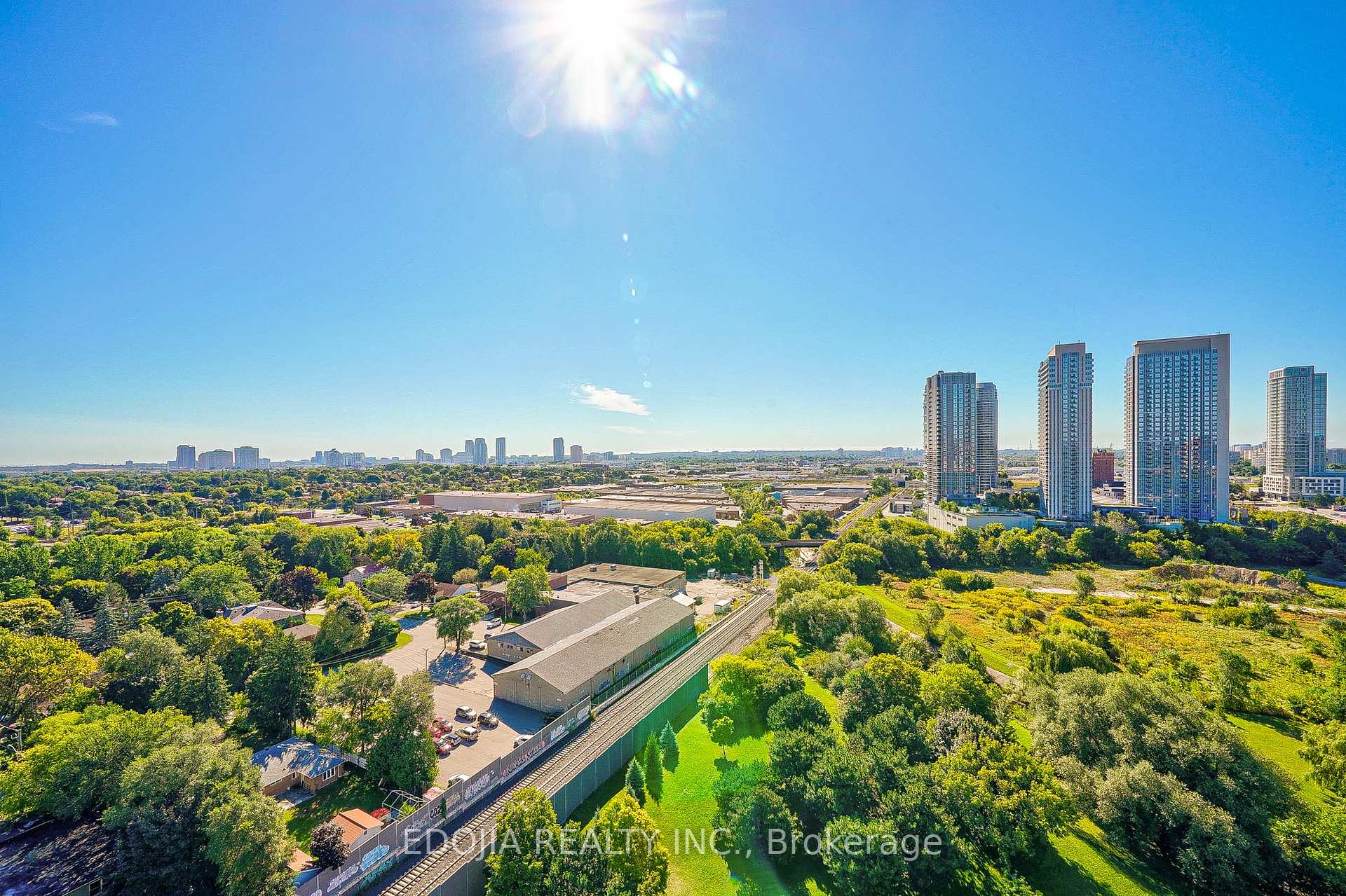 2 Bedrooms Condo at 4101 Sheppard,  Toronto For sale