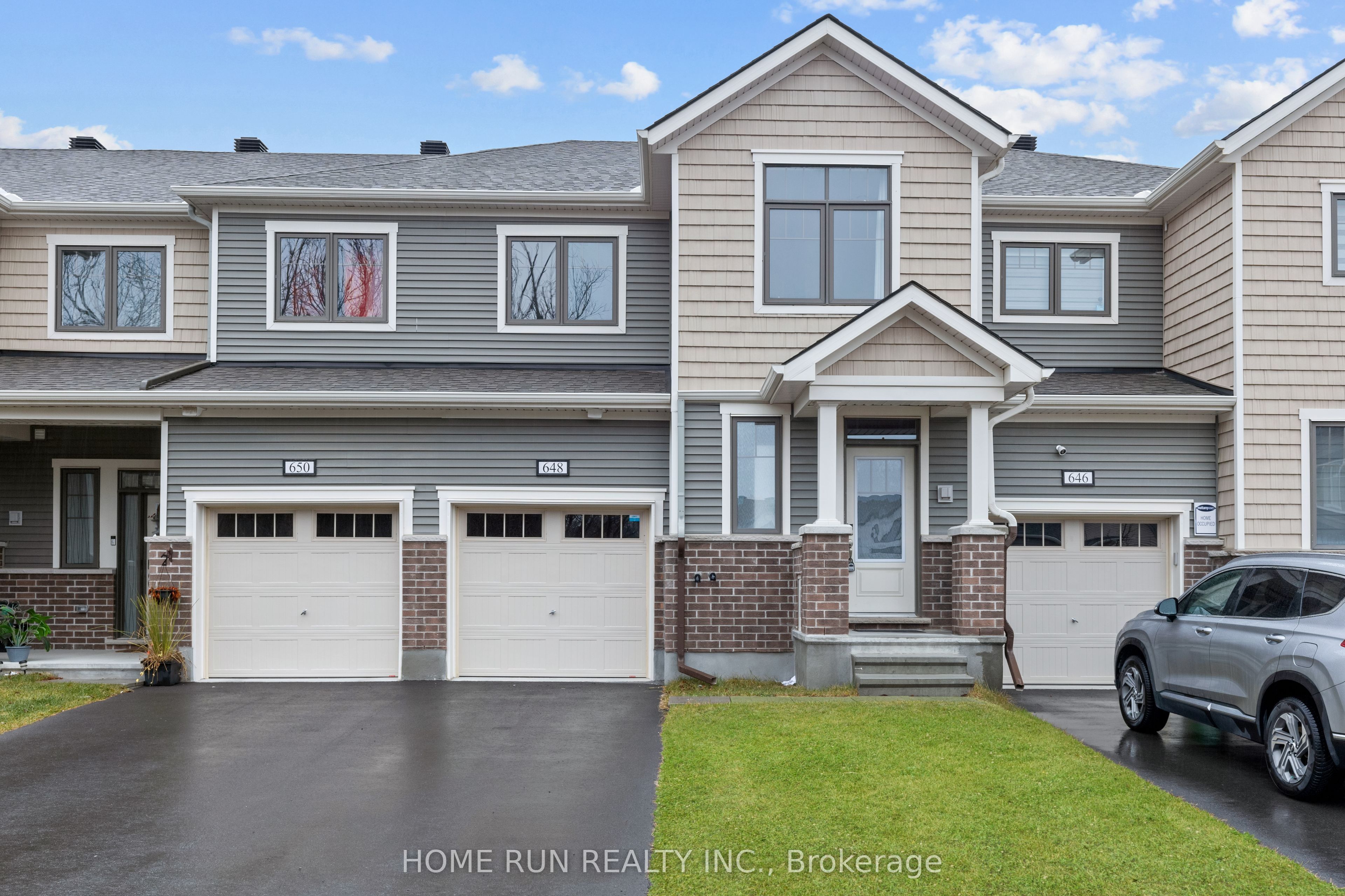 648 CYGNUS Street, Barrhaven, ON K2J 7B2