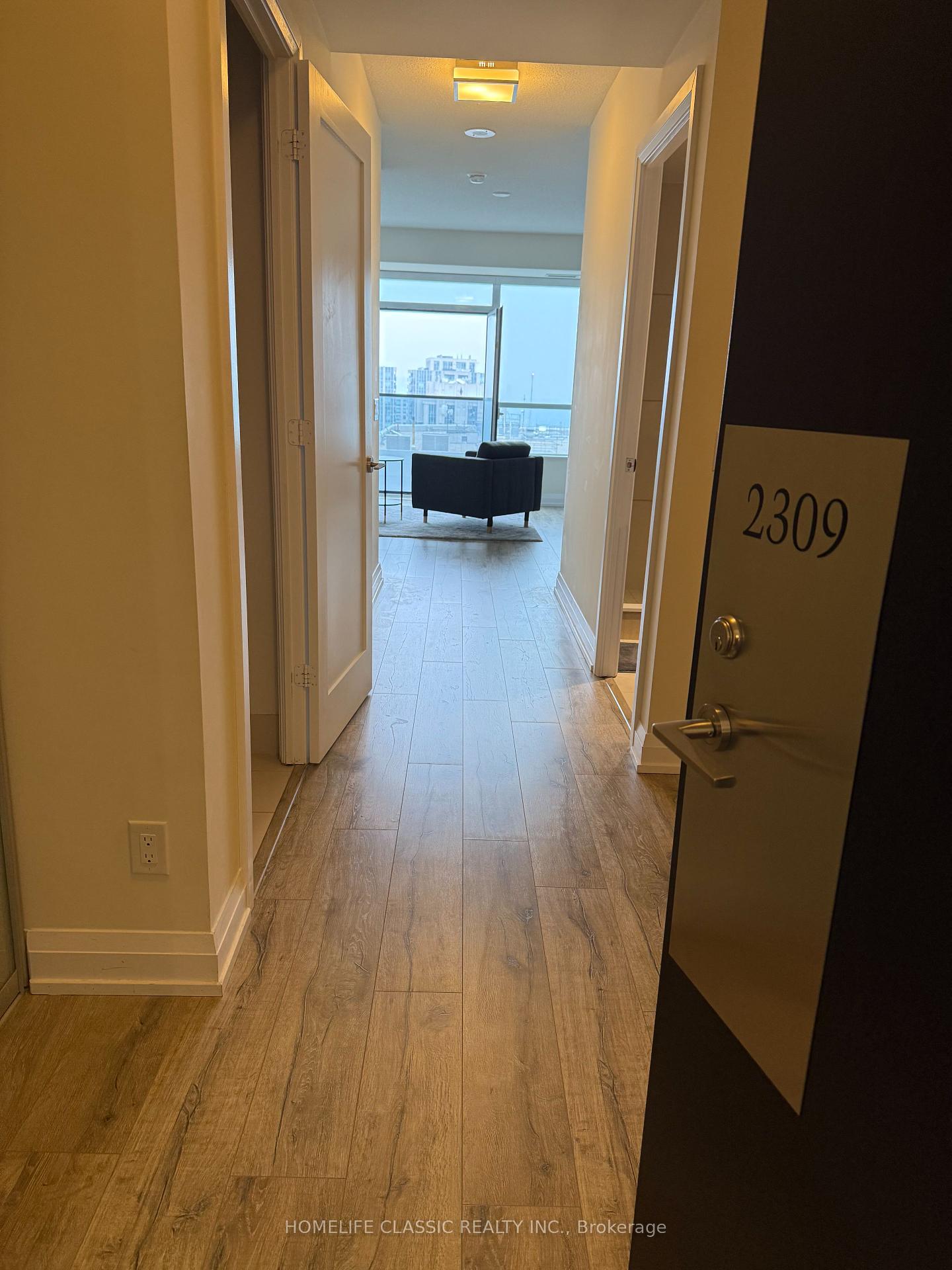 2 Bedrooms Condo at 2 ANNDALE, Toronto For sale