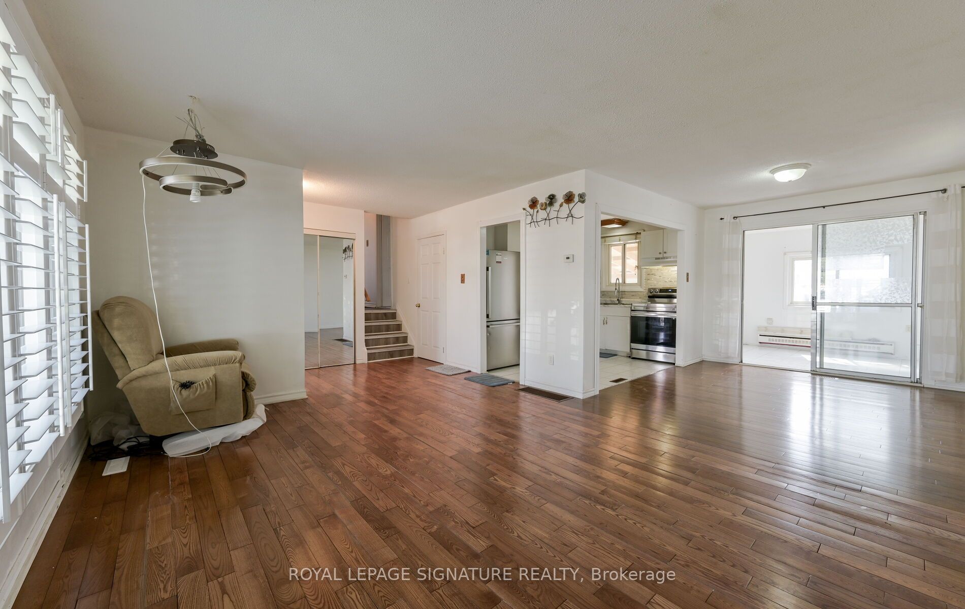 10 Heatherside Court