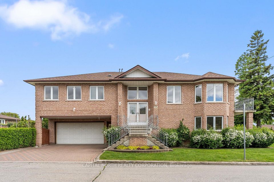 35 Montana Avenue, Toronto, ON M3M 1B7