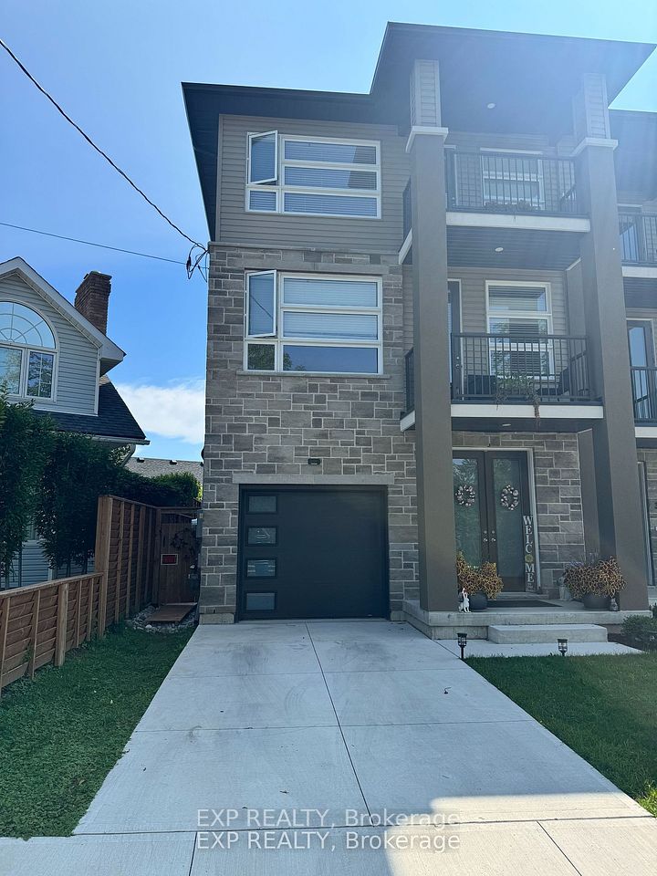 37 Riverside Drive