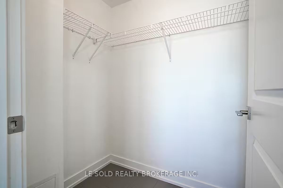 89 Frederick Tisdale Drive, #2nd Floor Room #2W