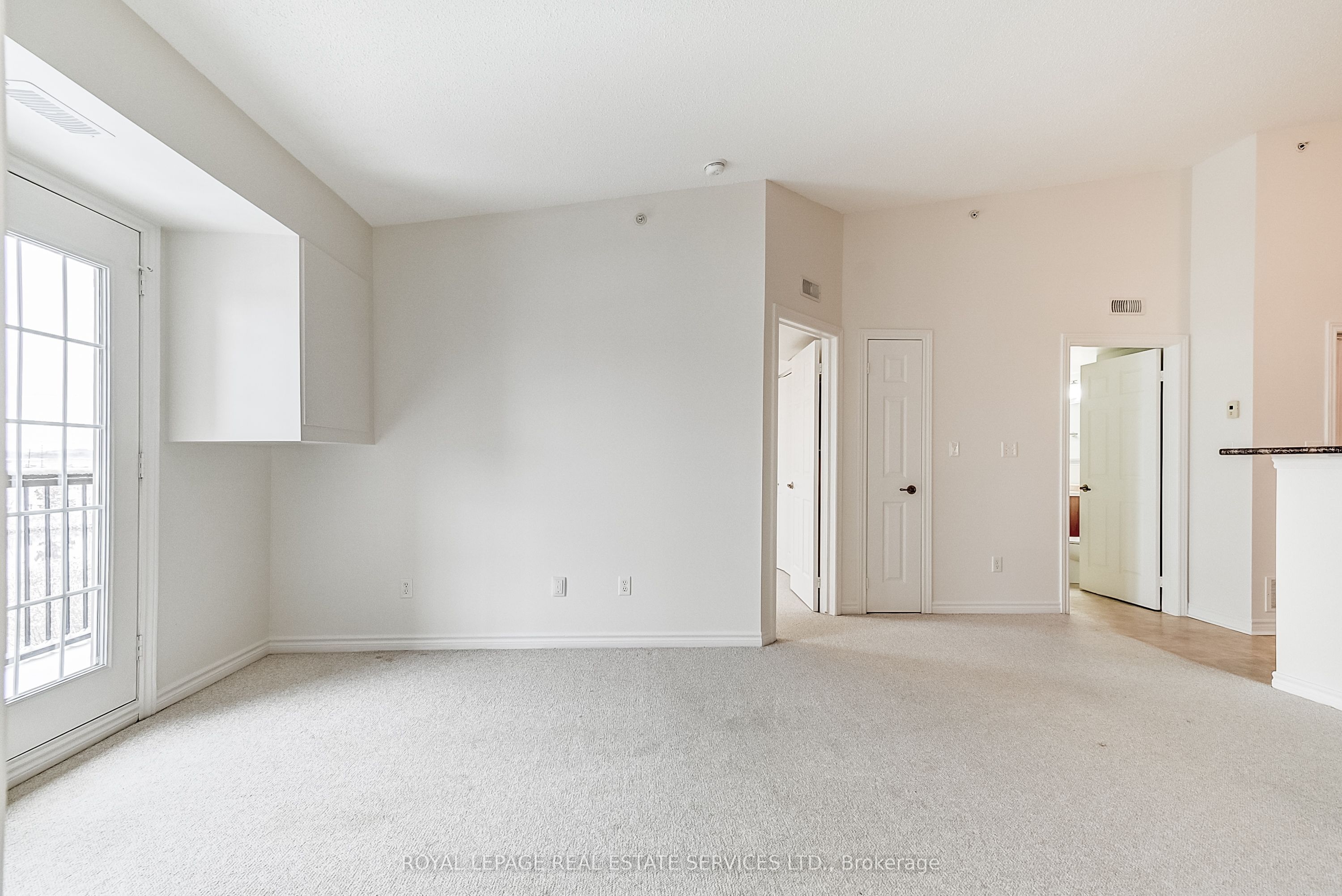 1483 Maple Avenue, #409
