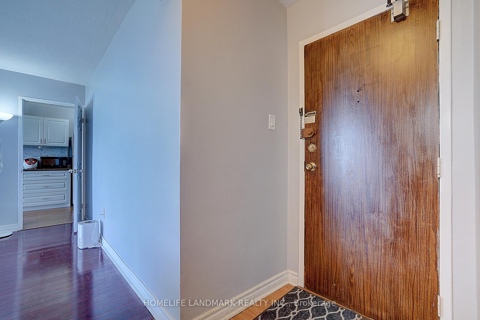 2 Bedrooms Condo at 350 Seneca Hill, Toronto For sale