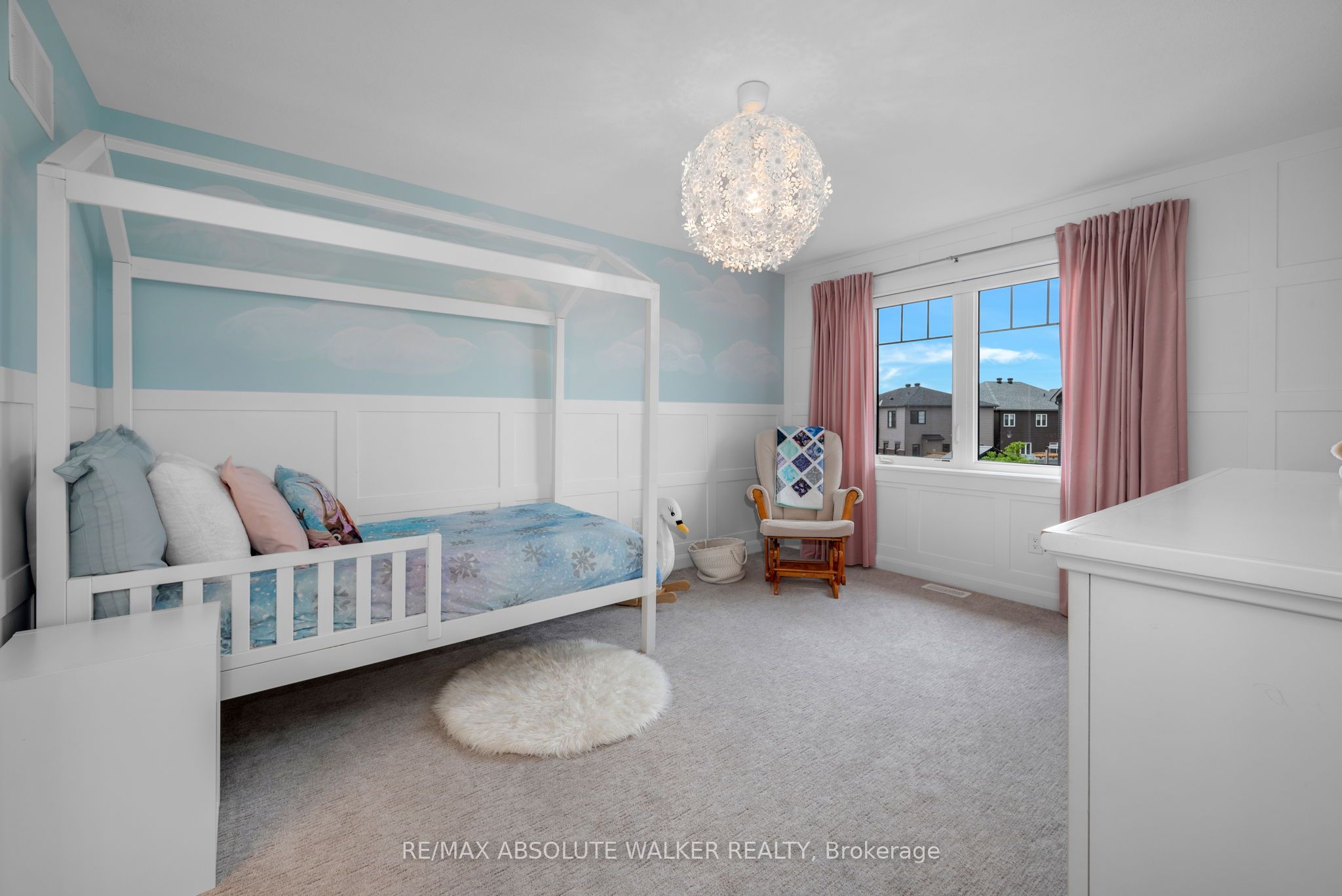 27 Eramosa Crescent