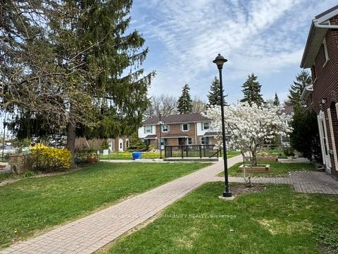 2 Bedrooms Condo at 537 Steeles,  Toronto For sale