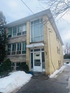 47 Ranleigh Avenue 201