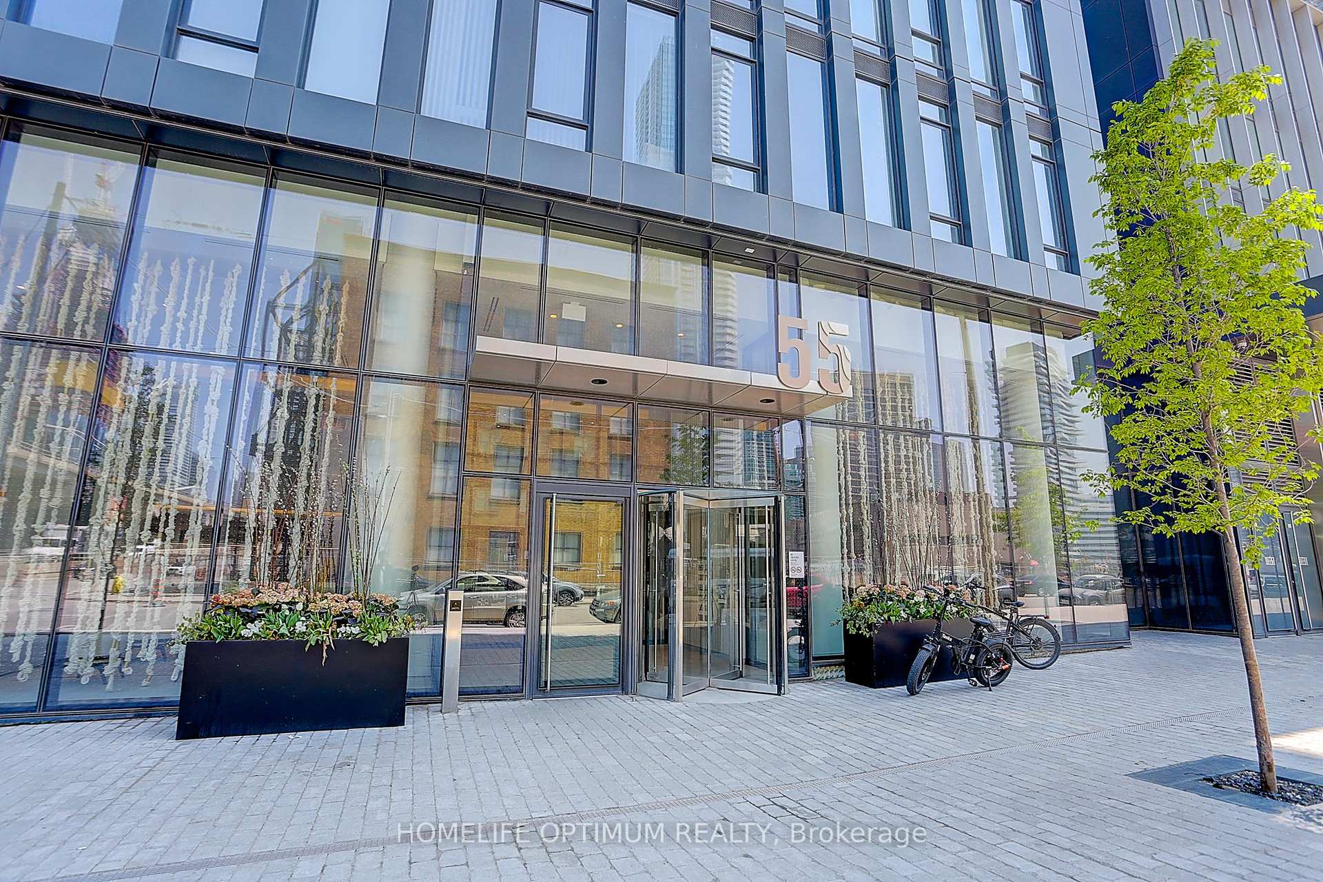 3 Bedrooms Condo at 55 Cooper, Toronto For sale