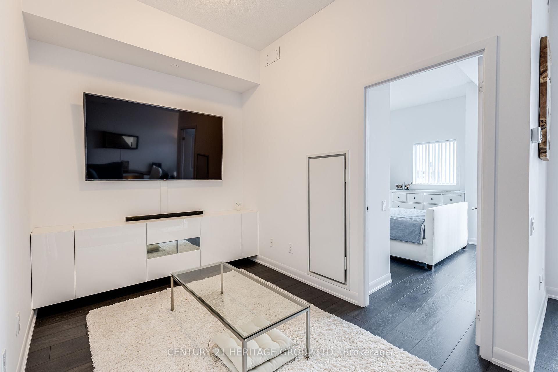 2 Bedrooms Condo at 5168 Yonge, Toronto For sale