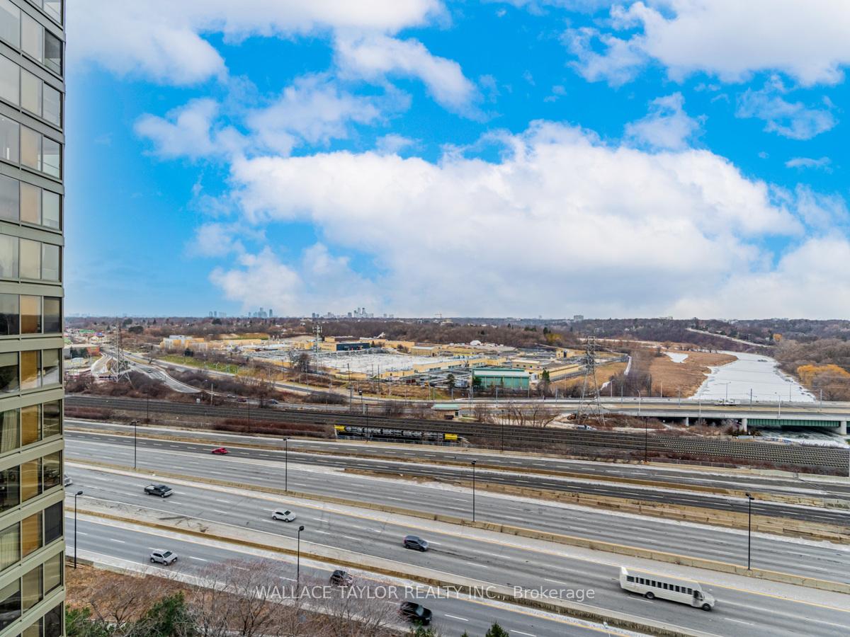 2 Bedrooms Condo at 2045 Lake Shore,  Toronto For sale