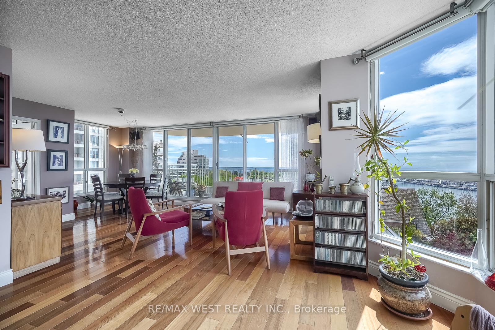 3 Bedrooms Condo at 2285 Lake Shore, Toronto For sale