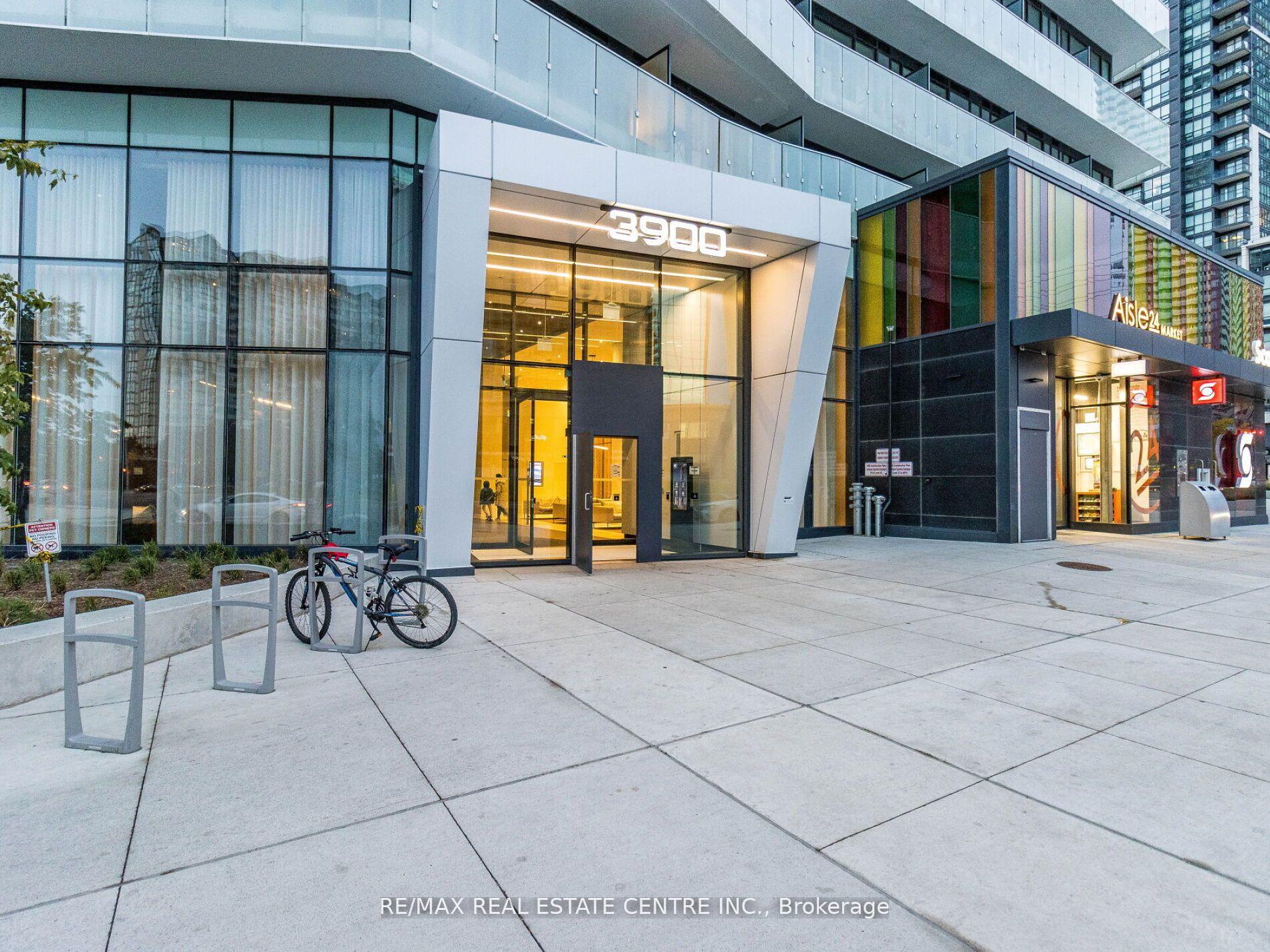 3 Bedrooms Condo at 3900 Confederation, Mississauga For sale