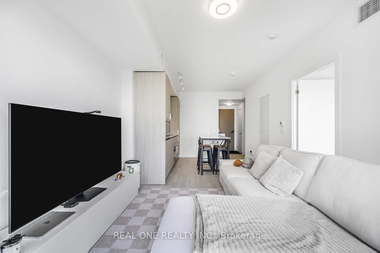 2 Bedrooms Condo at 47 Mutual, Toronto For sale