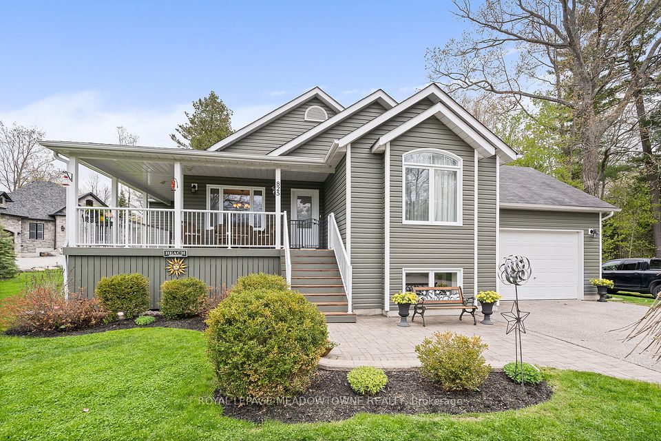825 Eastdale