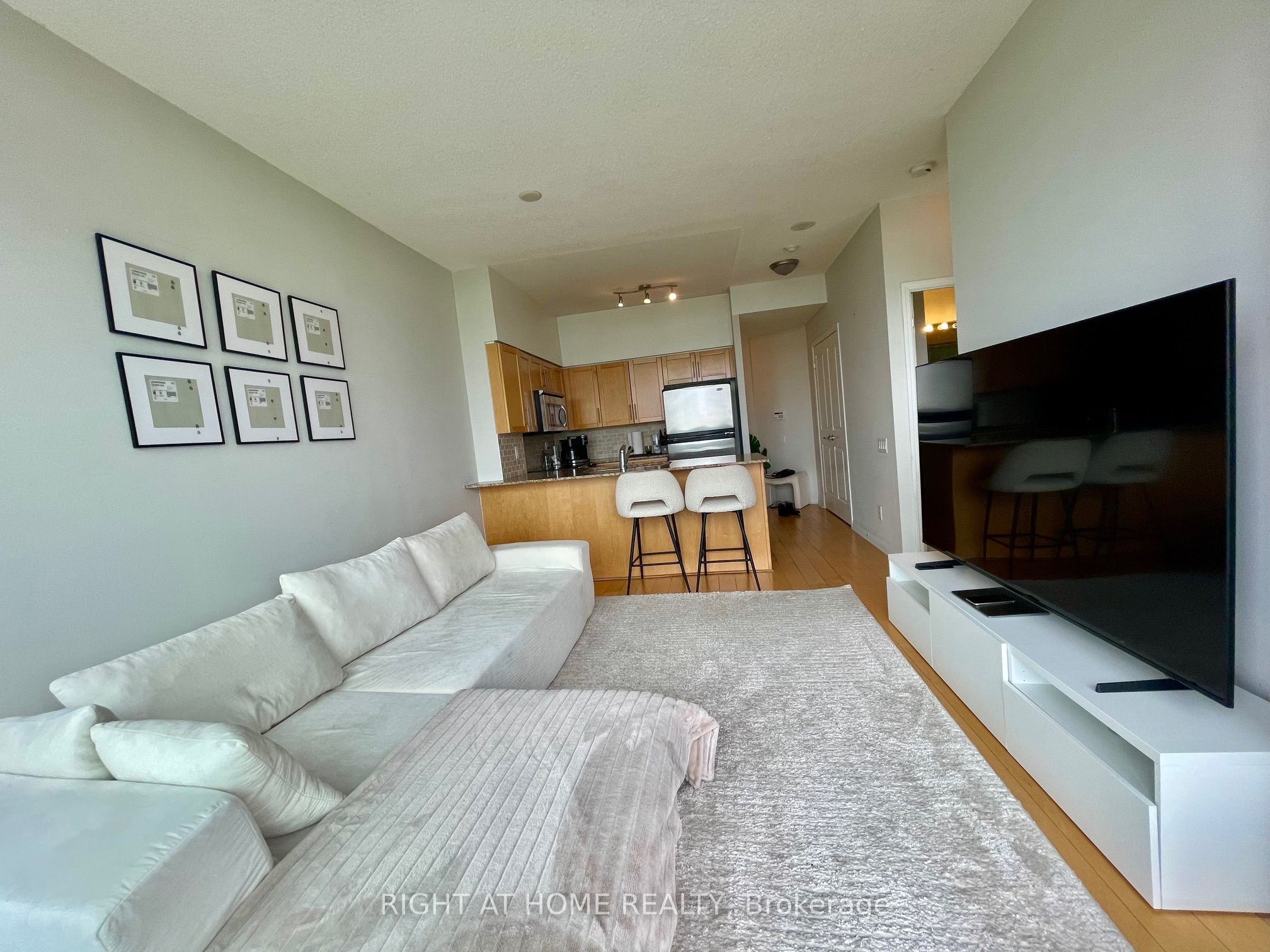 15 Windermere Avenue, #2303