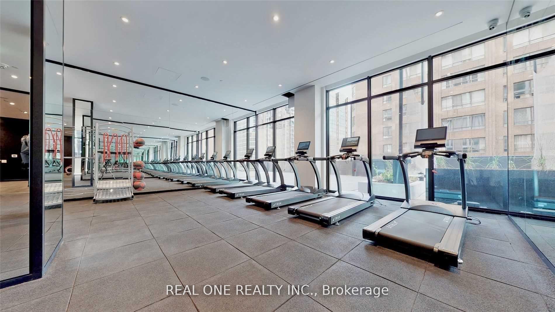 3 Bedrooms Condo at 20 Edward, Toronto For sale