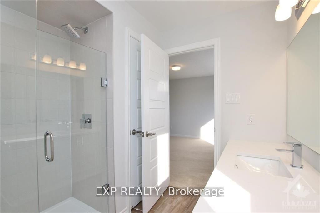 307 Cornflower Row, Stittsville - Munster - Richmond 8209 - Goulbourn Twp From Franktown Rd/South To Rideau