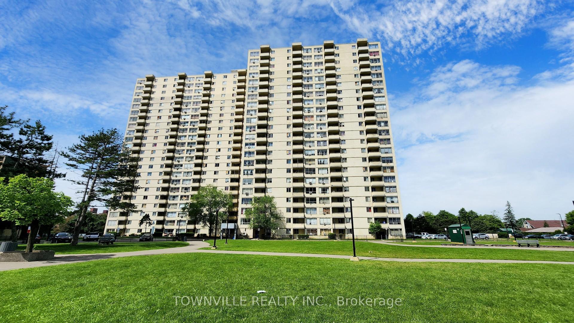 3 Bedrooms Condo at 340 Dixon, Toronto For sale