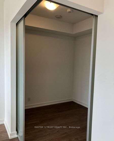 2 Bedrooms Condo at 203 College, Toronto For sale