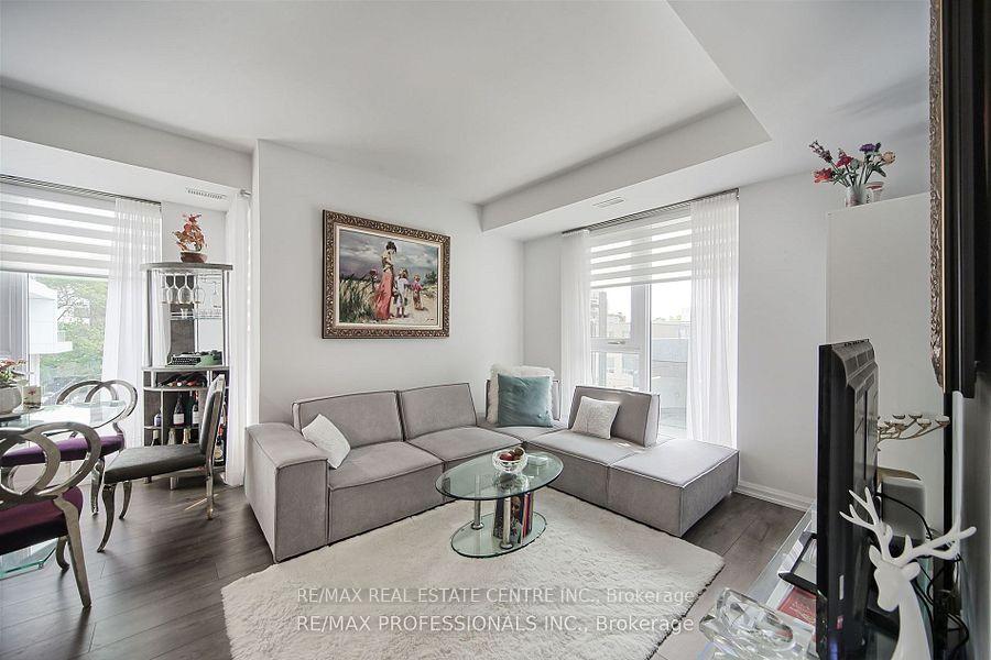 3 Bedrooms Condo at 15 Brin, Toronto For sale