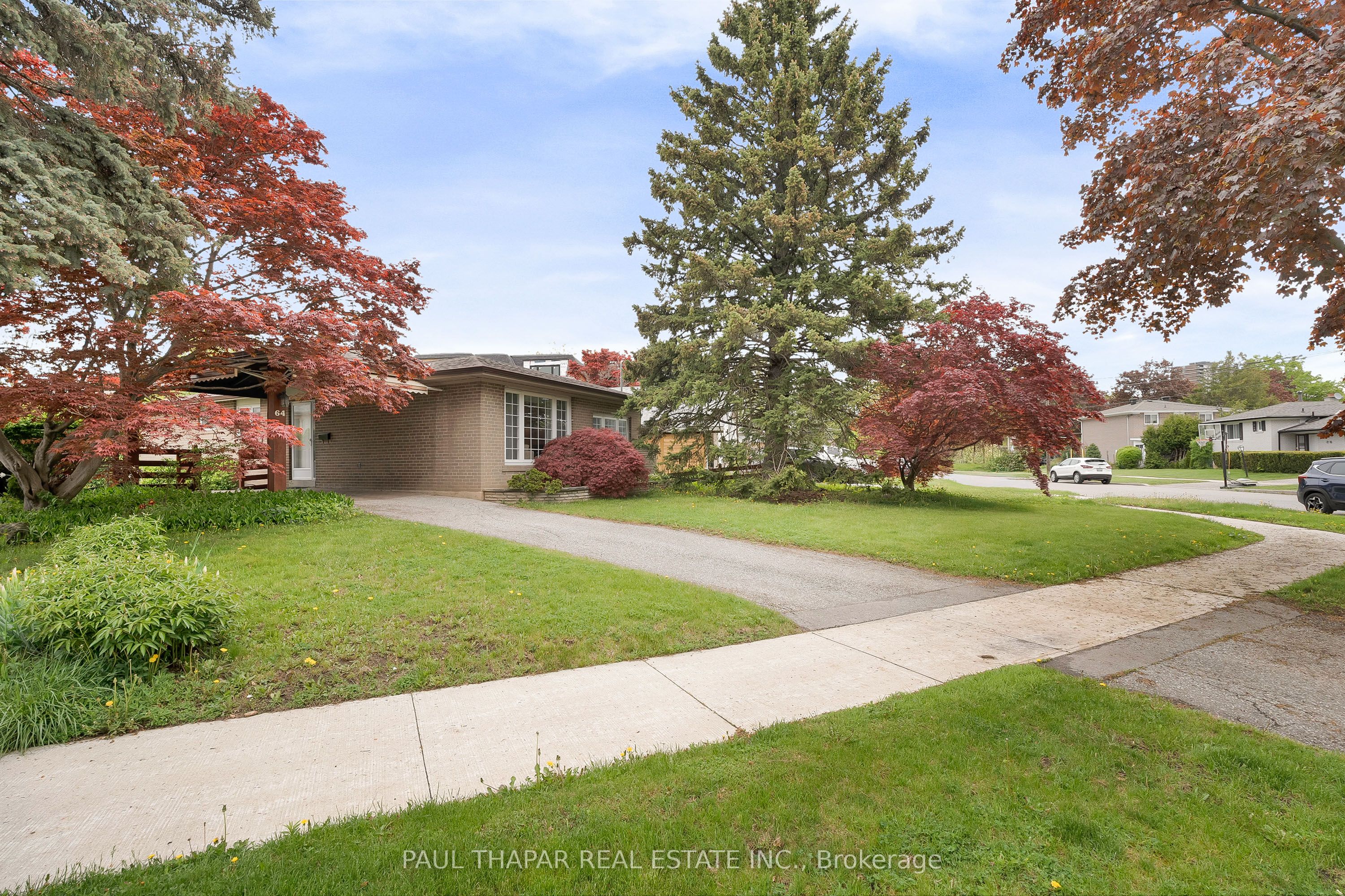 64 Grove Park Crescent