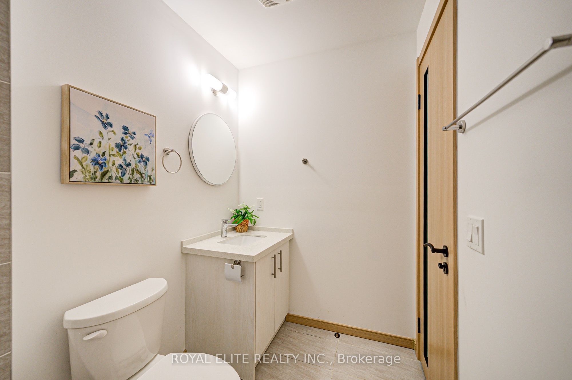 200 Chester Le Boulevard, #D205