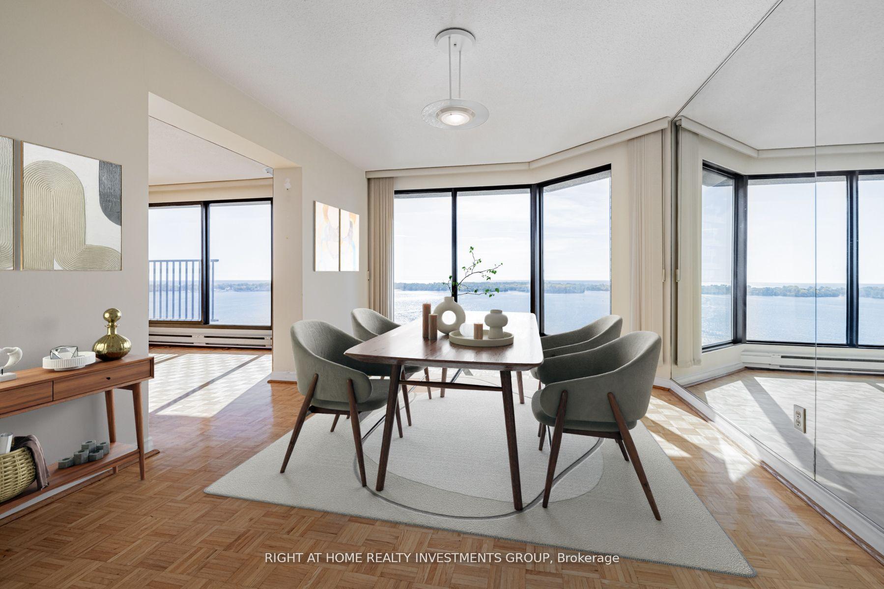 3 Bedrooms Condo at 65 Harbour,  Toronto For sale