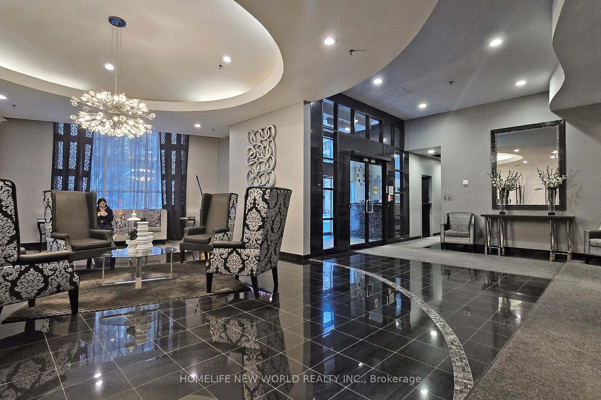3 Bedrooms Condo at 7 Carlton, Toronto For sale